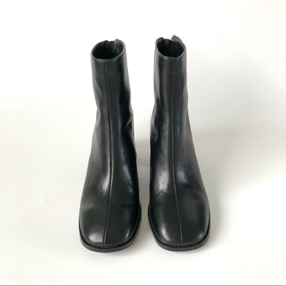Steve Madden Launch Black Leather Block Heel Ankle Boots Size 6M (NWOB) - Picture 2 of 9